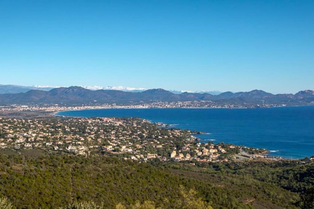 Roquebrune-Sur-Argens, Villa 2 Pieces, 4 Personnes Экстерьер фото